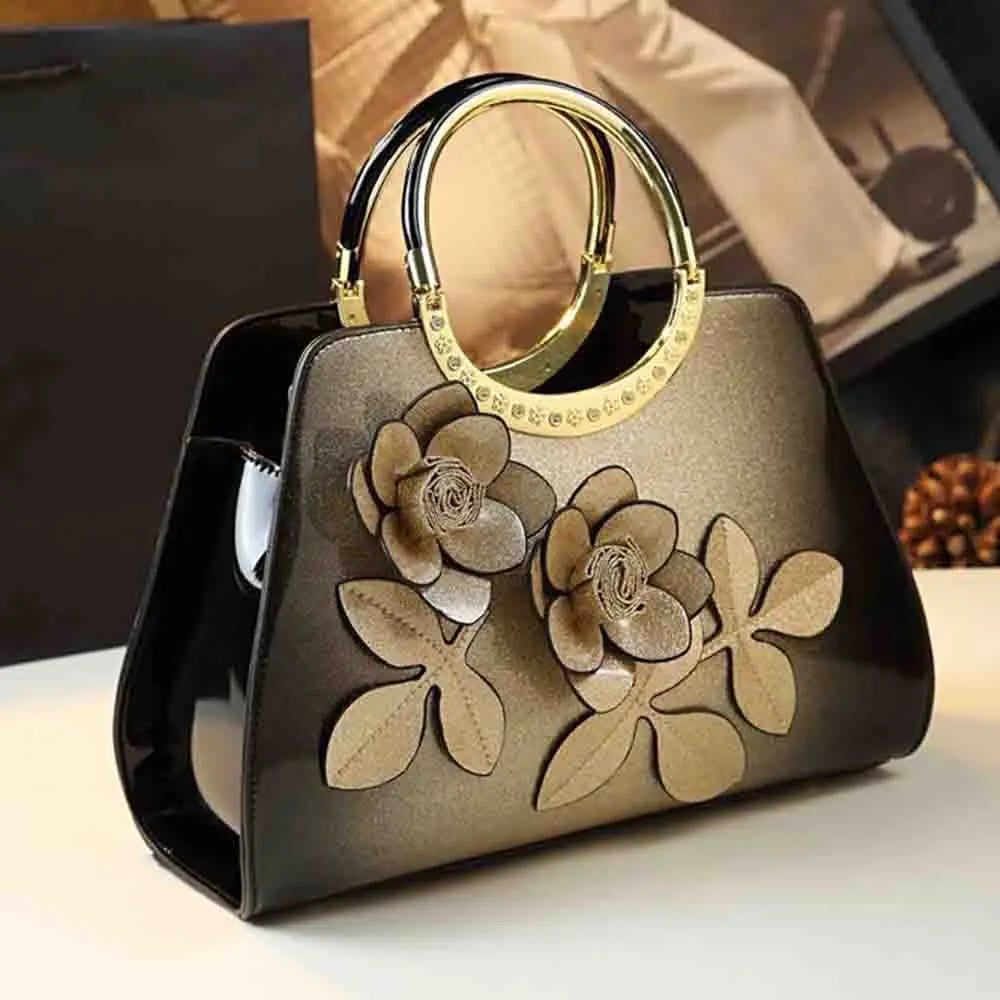 Bolsa de Couro Envernizado - Flor